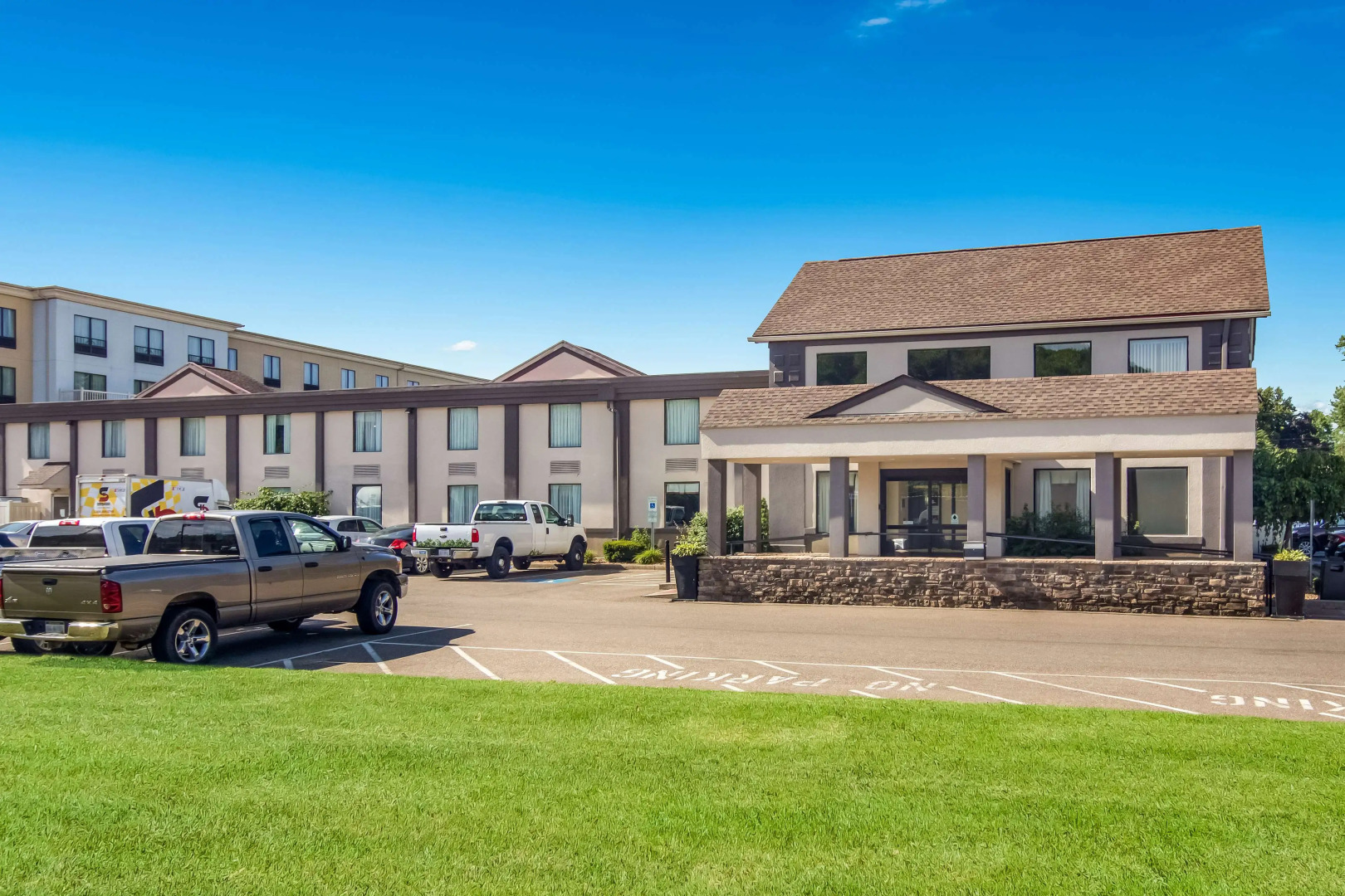 Best Western Dutch Valley Inn