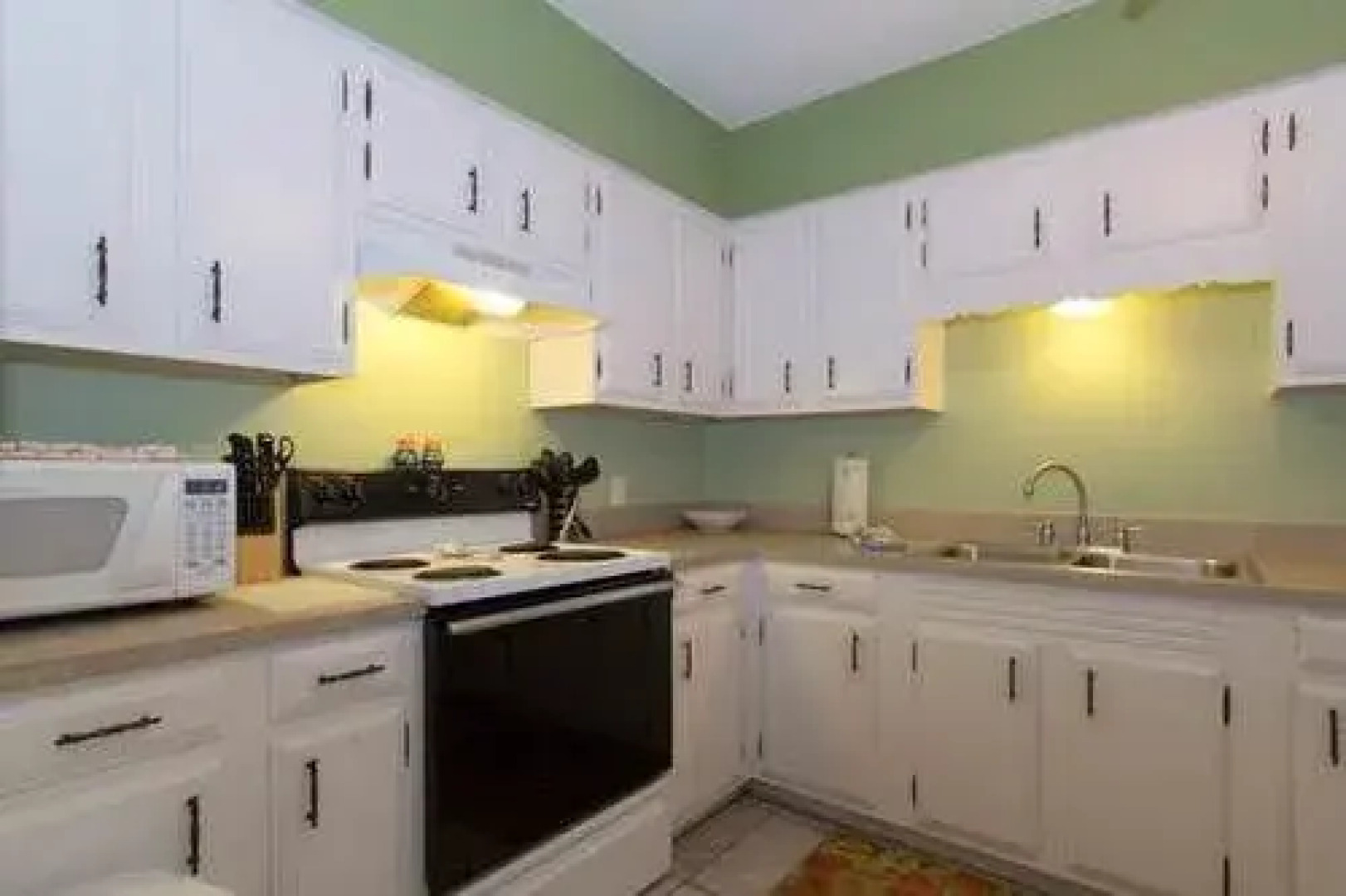 Blue Dolphin Inn by Island Vacation Properties