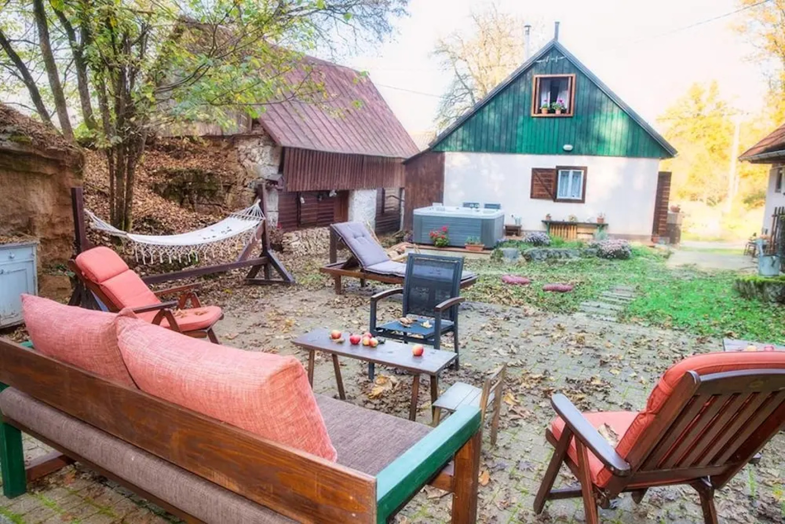 Chalet With 2 Bedrooms in Gospic, With Wonderful Mountain View, Enclos