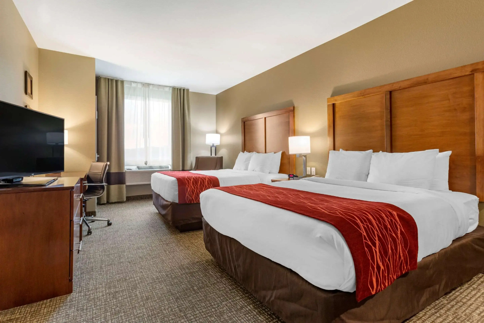 Comfort Inn & Suites Near Mt. Rushmore