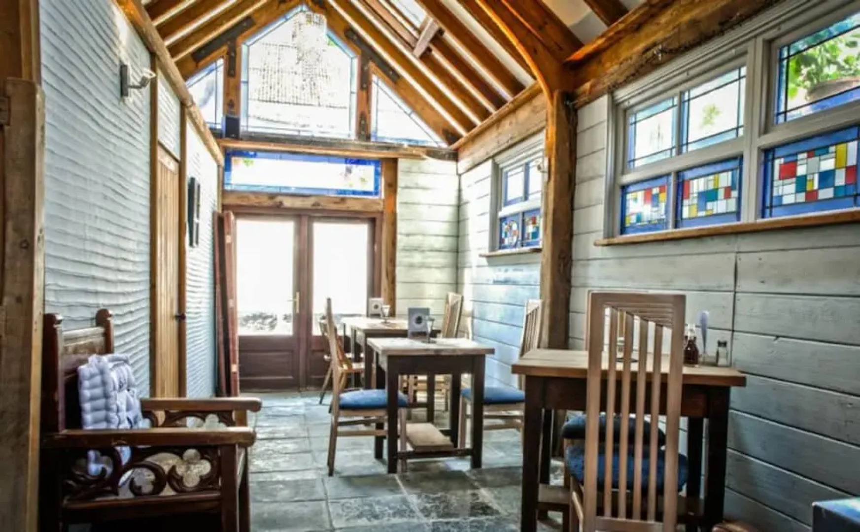 The Old Millhouse Inn