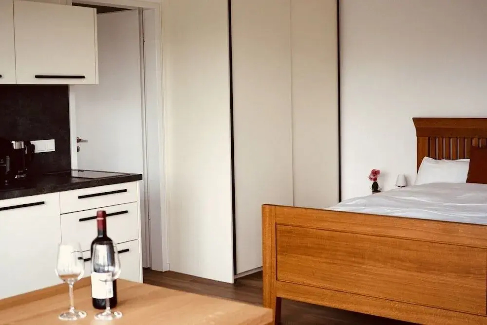 Hürth-Köln Studio Apartment A