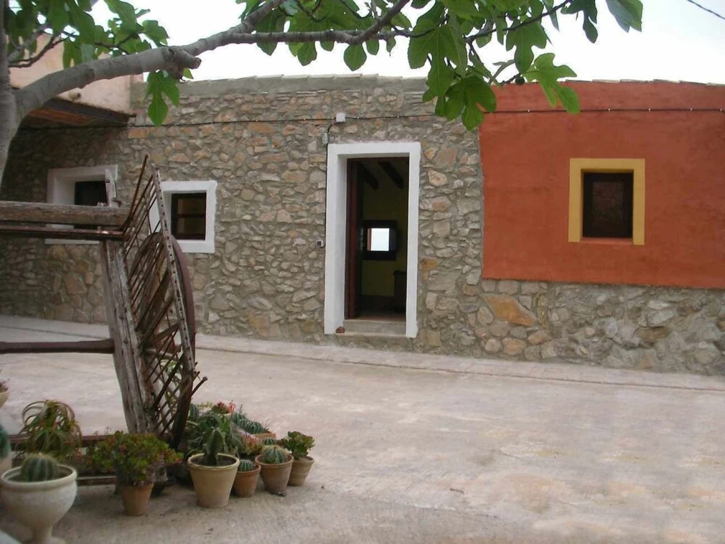 Casas Rurales La Fàbrica