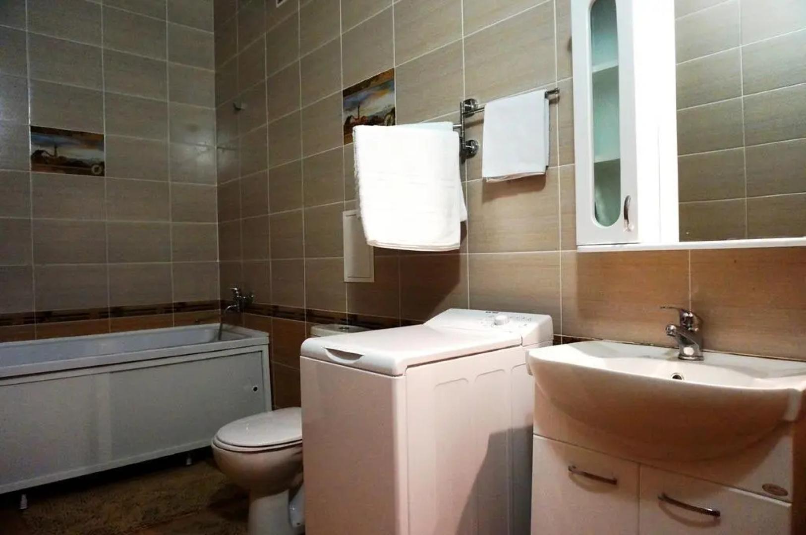 Karolina Guest House