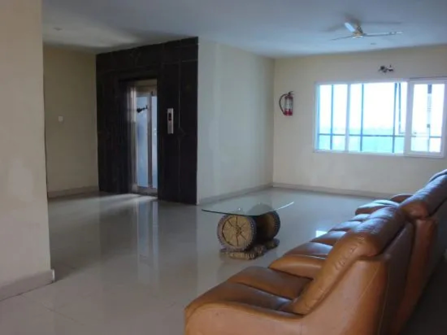 Sri Kaliswari Le Orchids