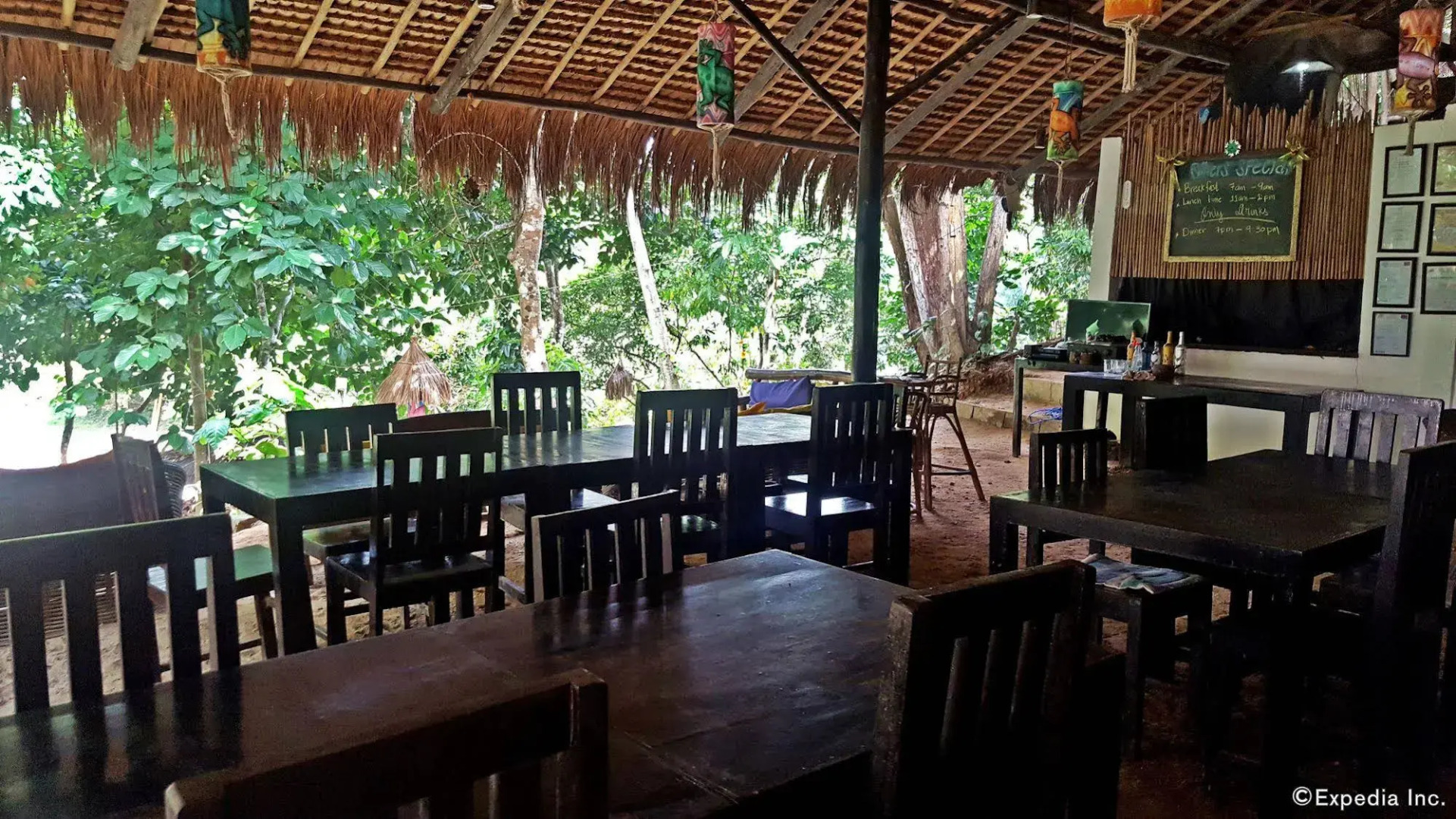 Love and Peace Deep Jungle and River Resort