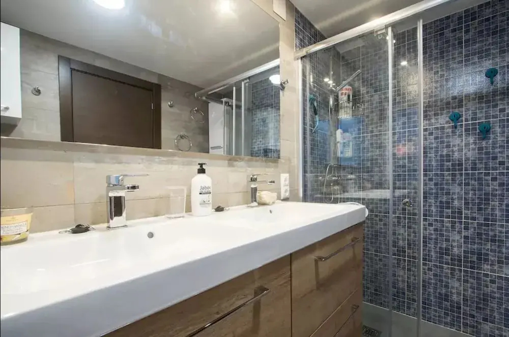 Little Sunny House 1