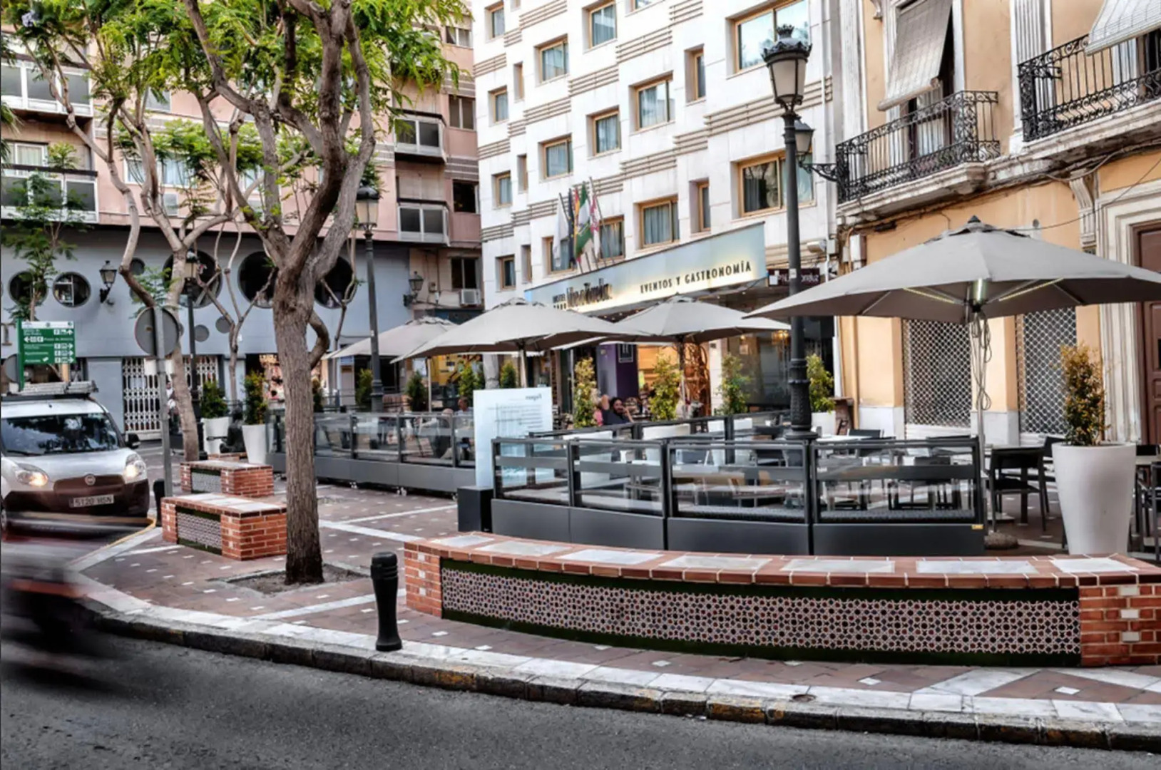 Torreluz Centro Hotel