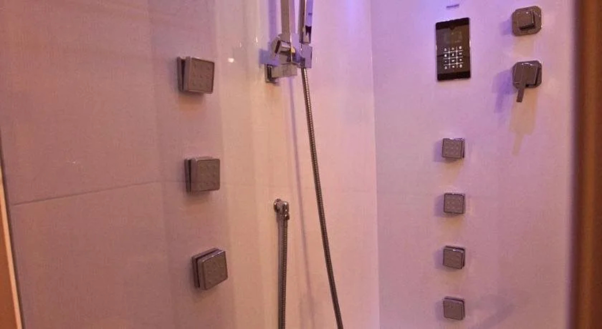 Дизайн-отель Домино