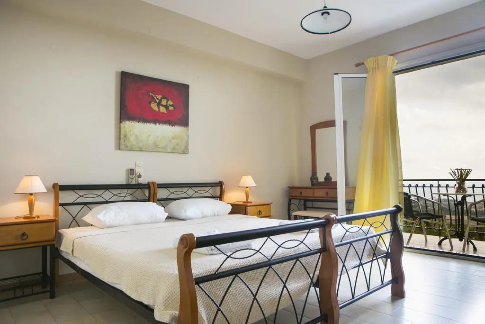 Irena Studios And Apartments