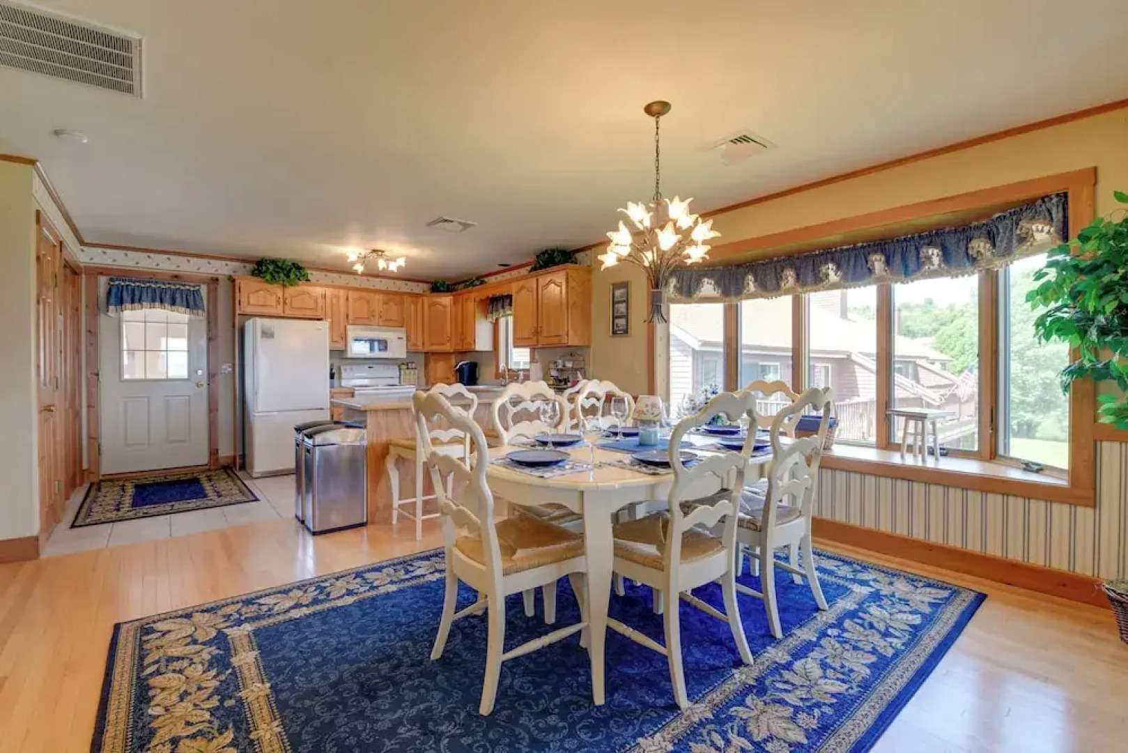 Lake Memphremagog Access: Newport Condo w/ Balcony