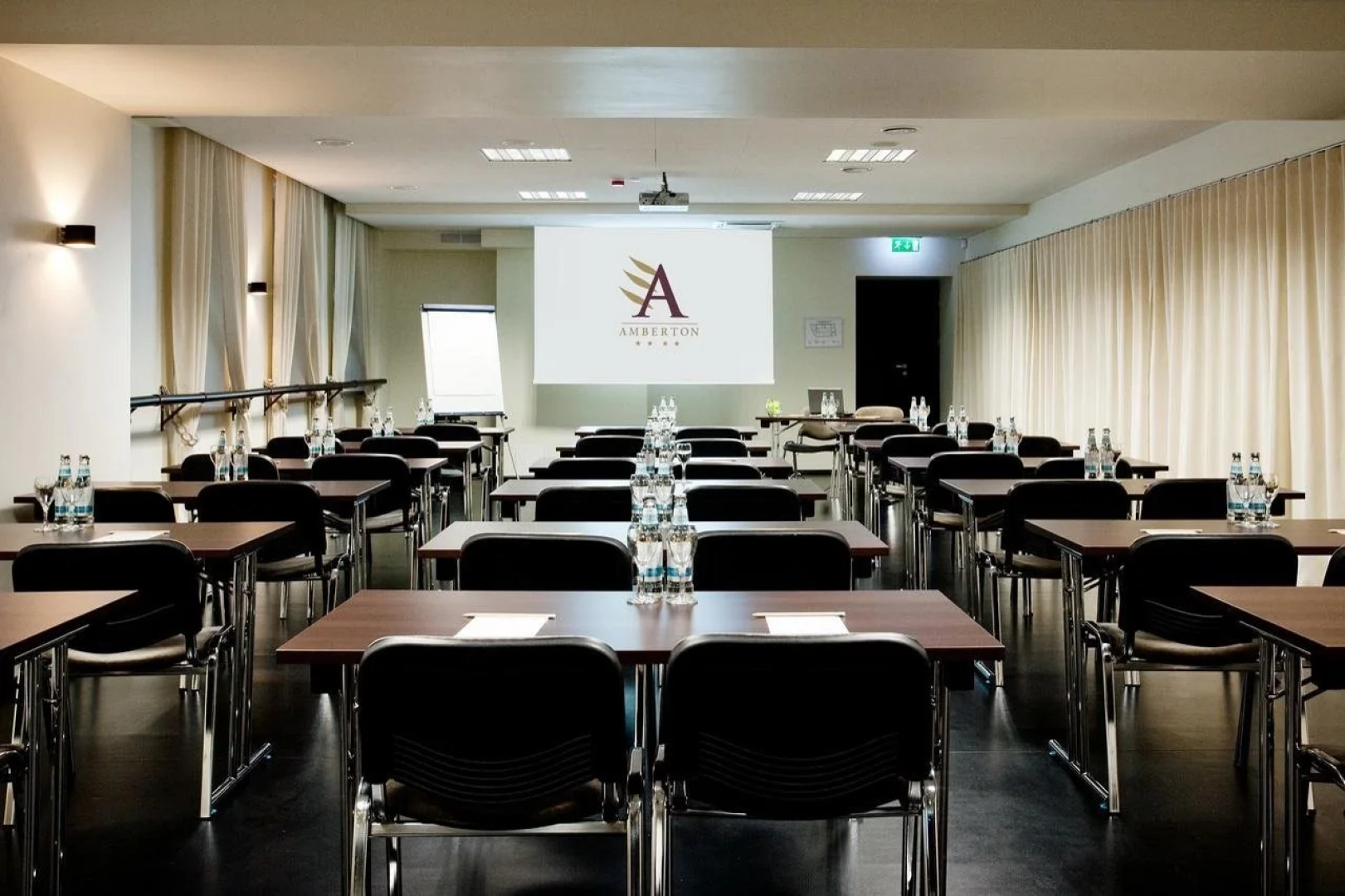 Отель Amberton Cathedral Square Вильнюс