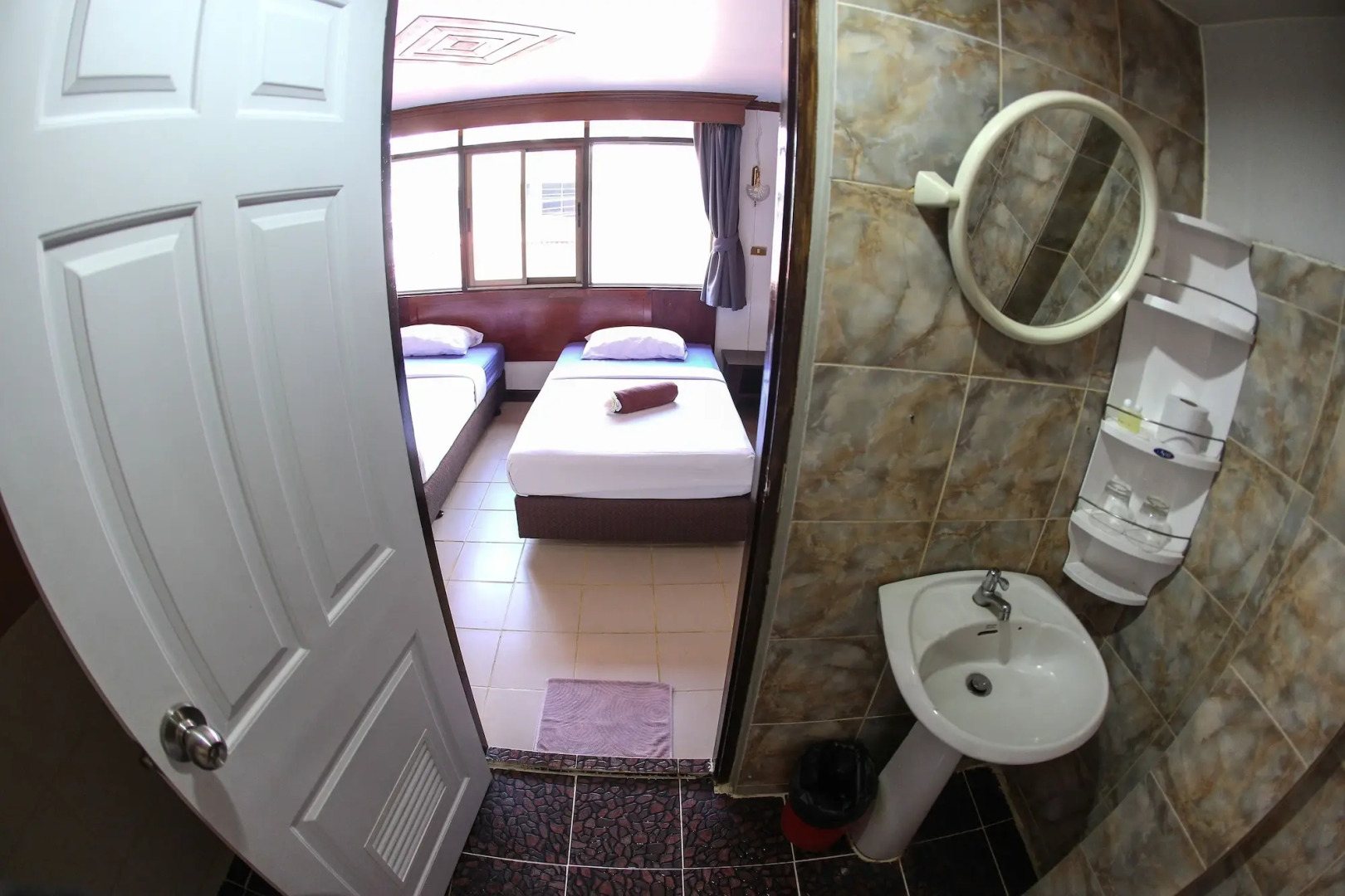 The Little Mermaid Guesthouse & Restaurant