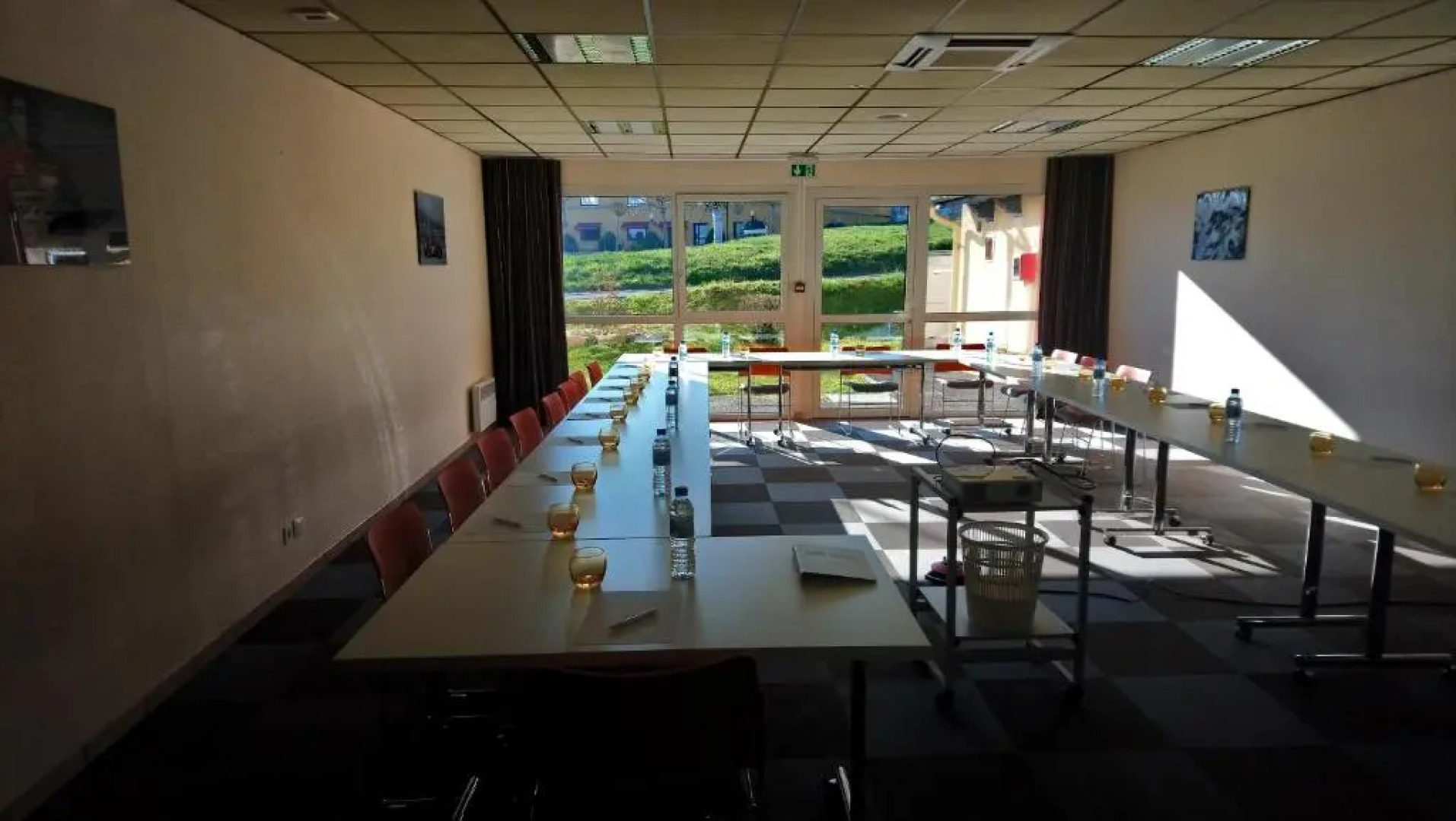 Brit Hotel Les Evens