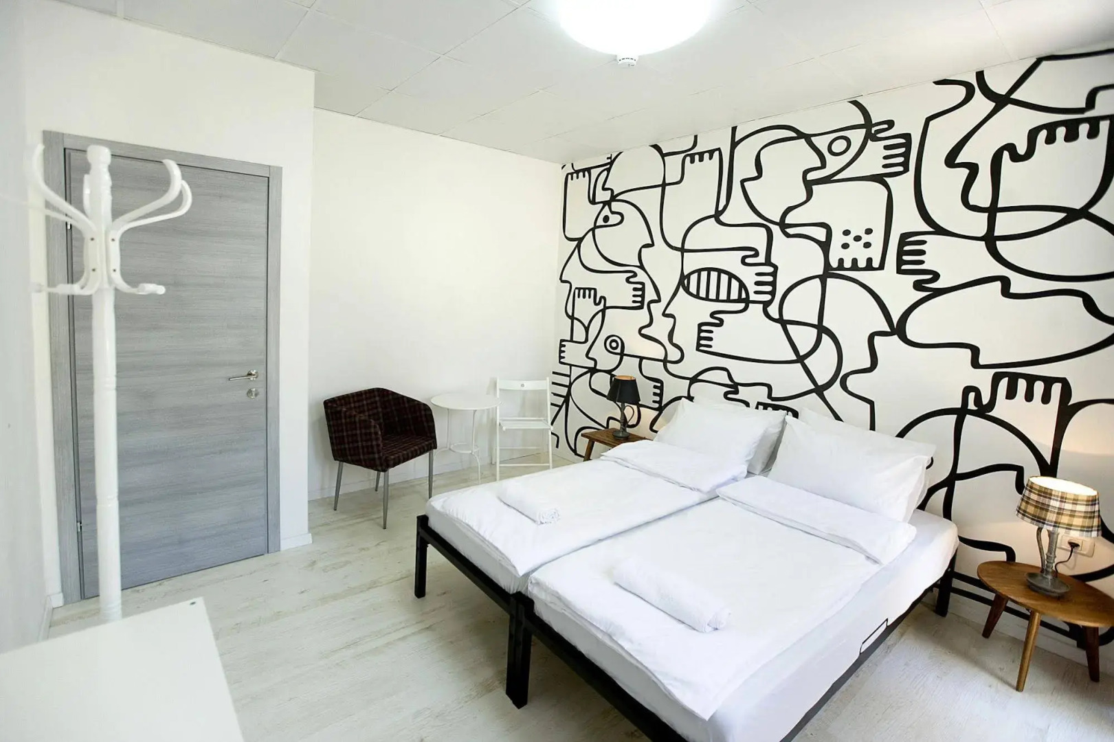 Little Tel-Aviv Hostel