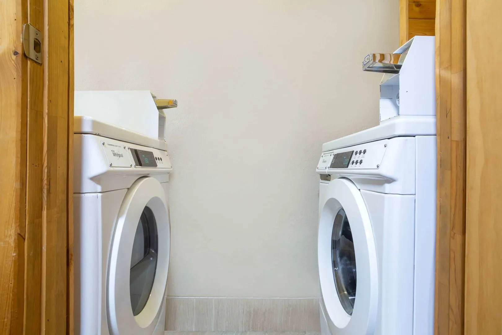 Super 8 by Wyndham Elkins