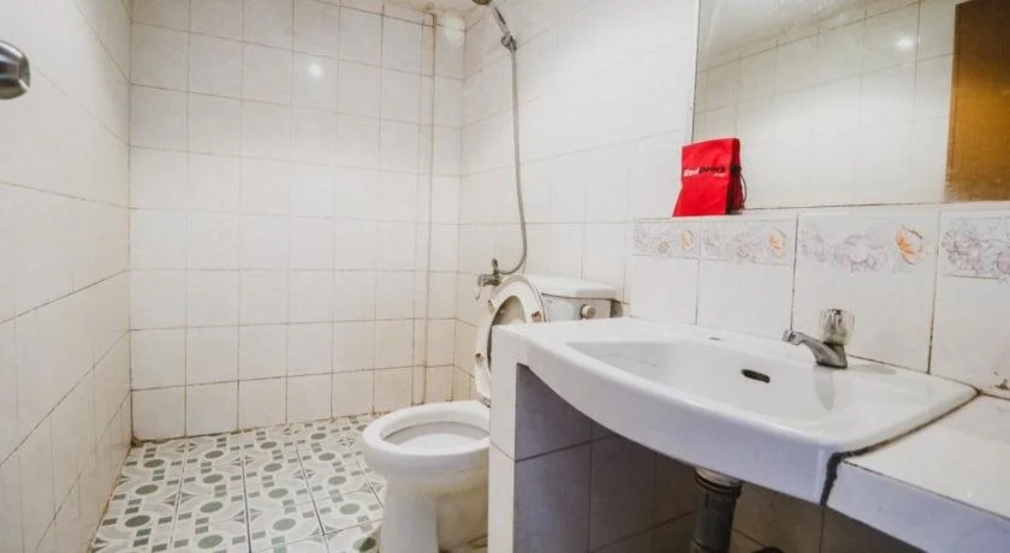 RedDoorz Plus near Jambi Prima Mall