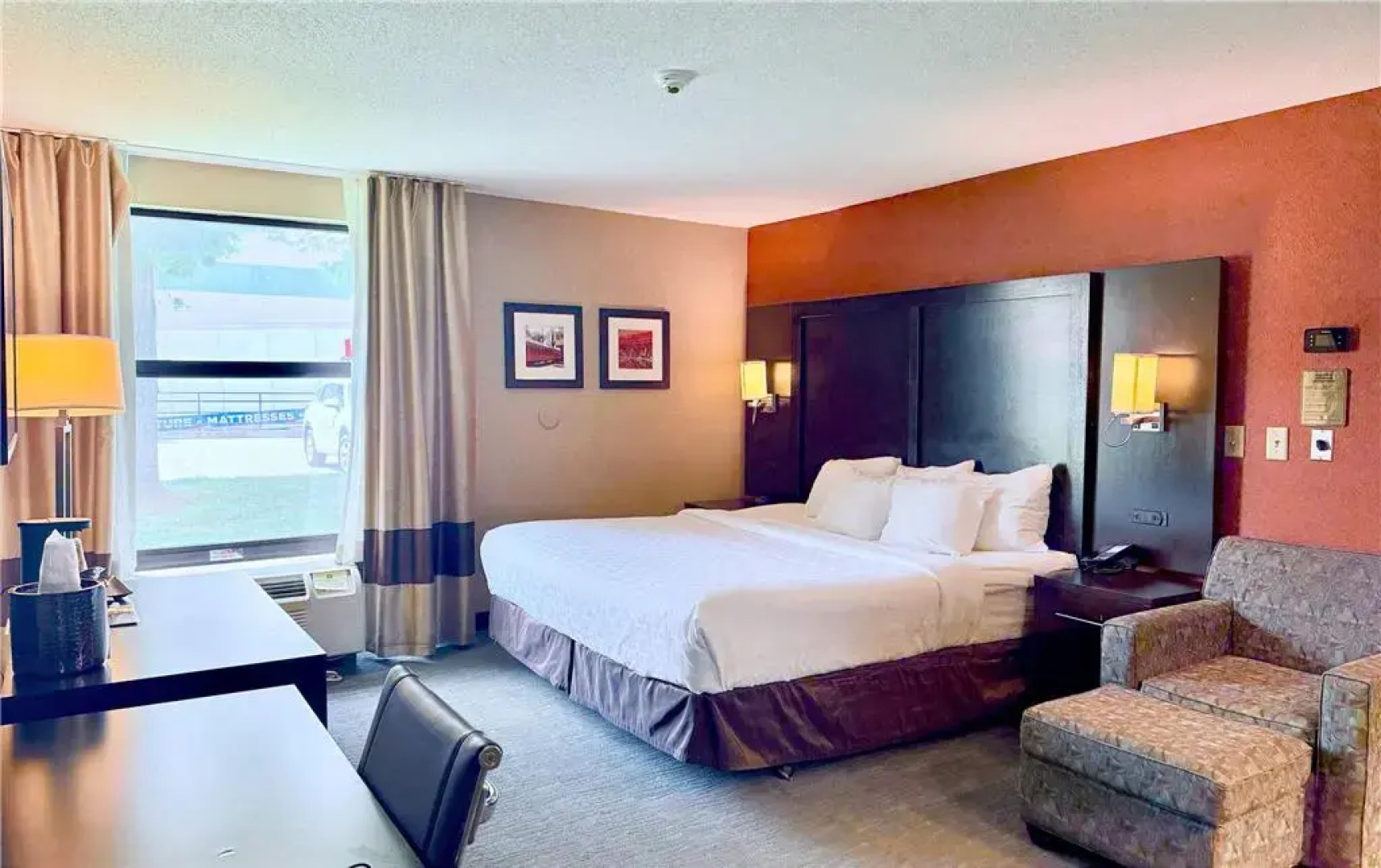 Clarion Inn & Suites Evansville Eastland Area