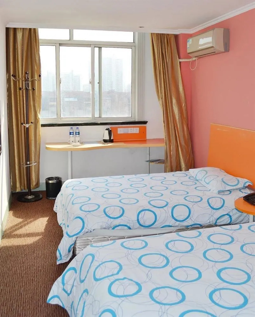 Motel 168 Hotel Xinyang Xintiandi