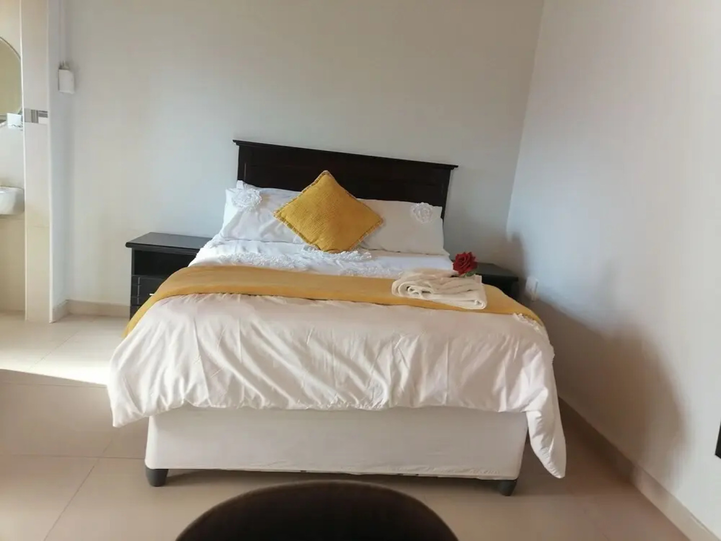 Rose and Thorn Guesthouse - Adults Only