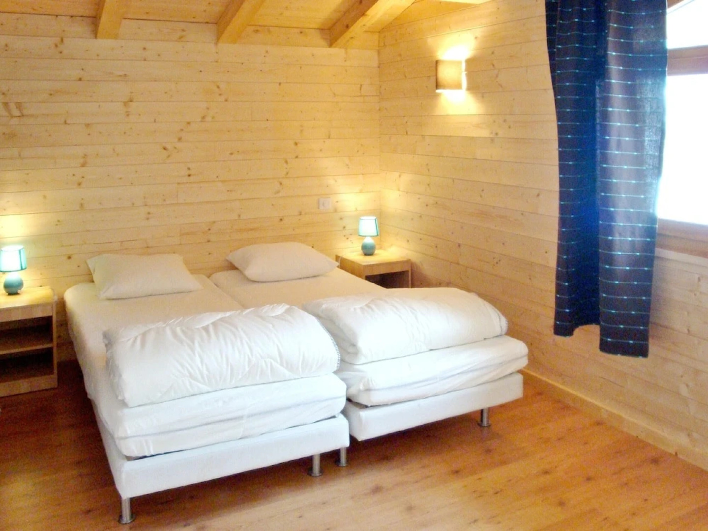 Chalet With 6 Bedrooms in Saint-jean-d'aulps, With Wonderful Mountain