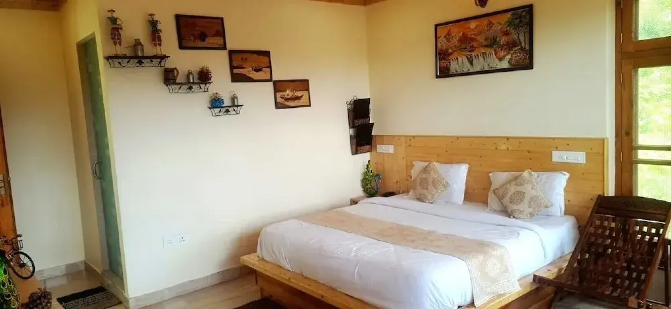 The Vintage Hill Village