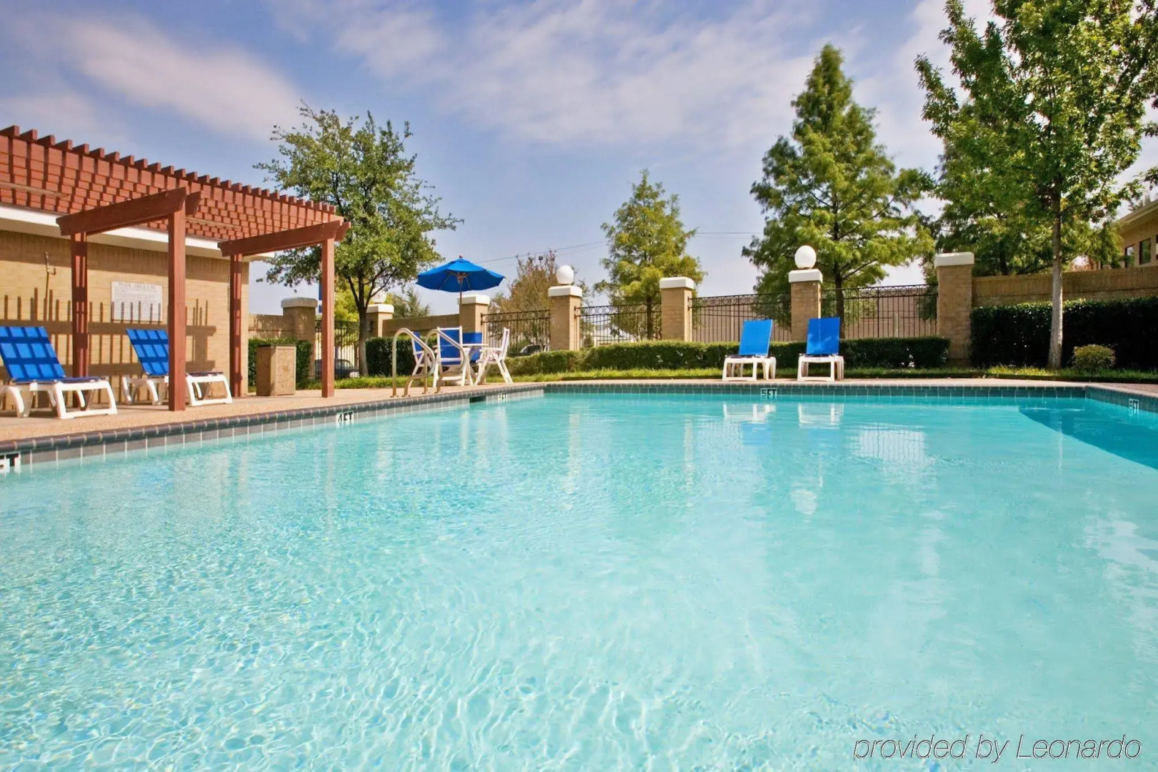 Comfort Suites NW Dallas Near Love Field