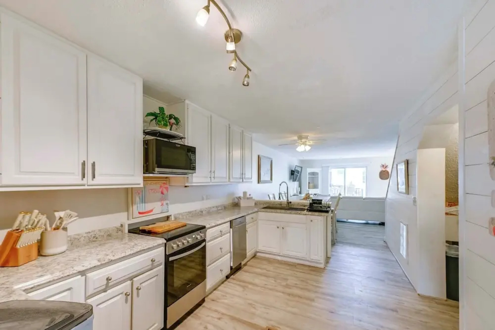 Steps to Rehoboth Bay Marina! Condo w/ Pool Access