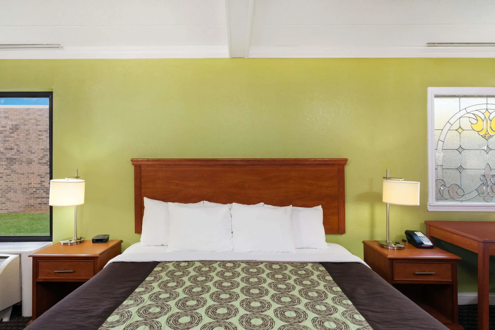 Days Inn by Wyndham Bowling Green