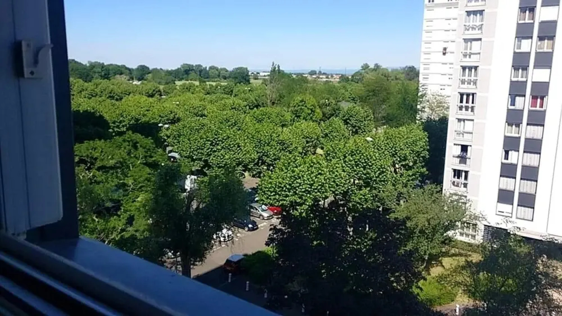 Apartment With 2 Bedrooms in Clermont-ferrand, With Wonderful City View