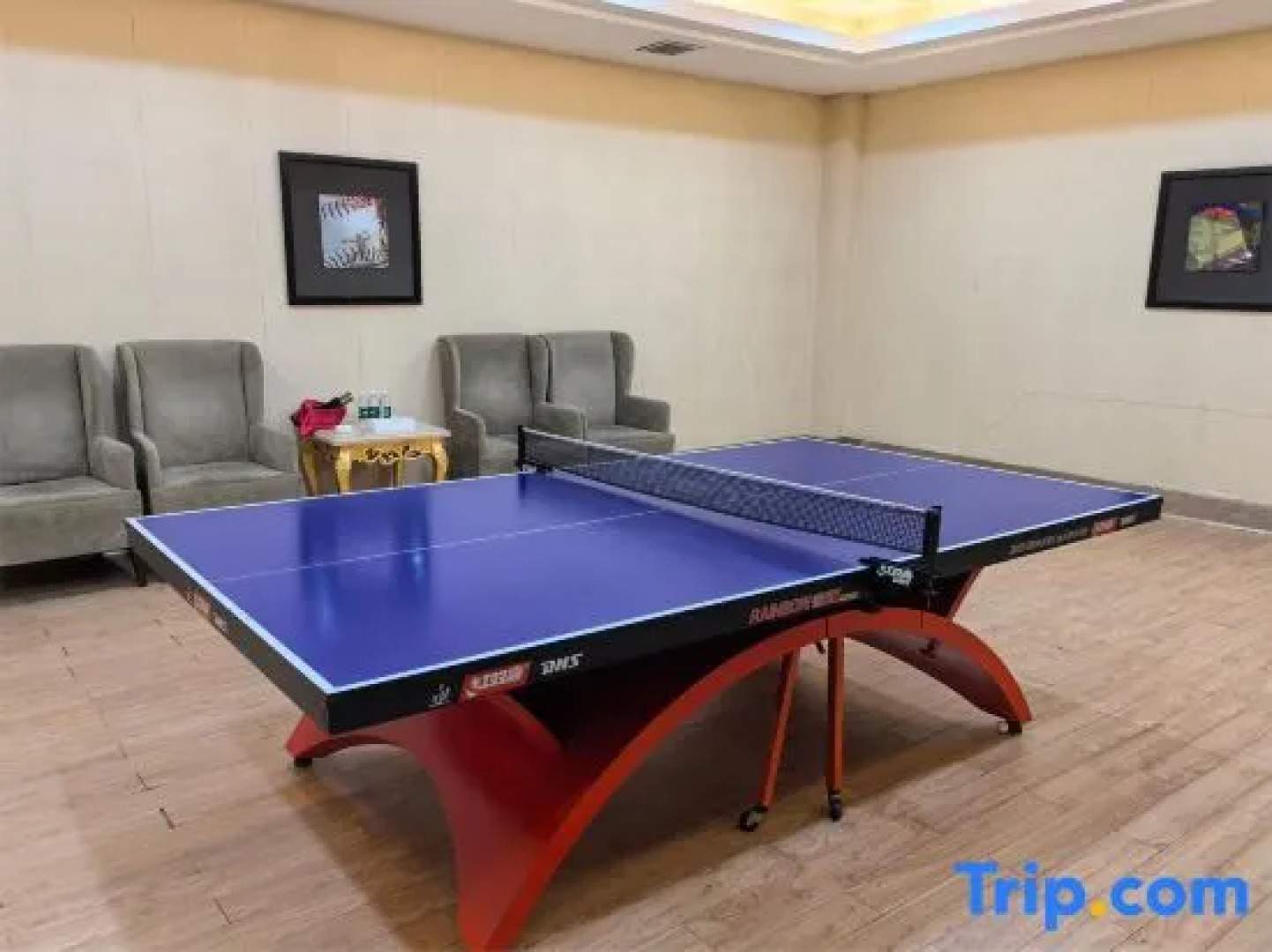 Yungang Jianguo Hotel