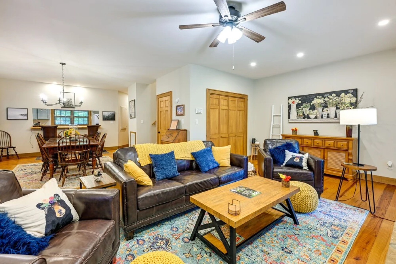 Sapphire Retreat Near Lakes, Trails & Waterfalls!