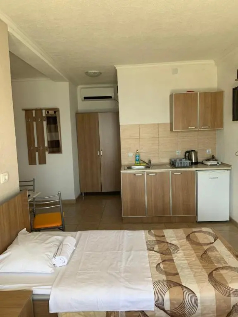 Sunrise Apartments and Studios