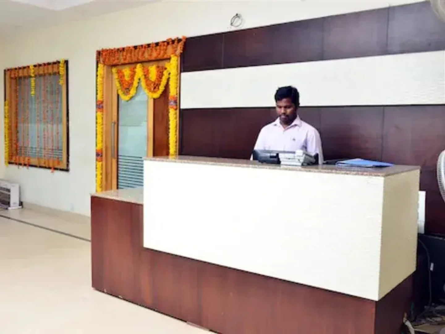 Hotel Sitara Grand