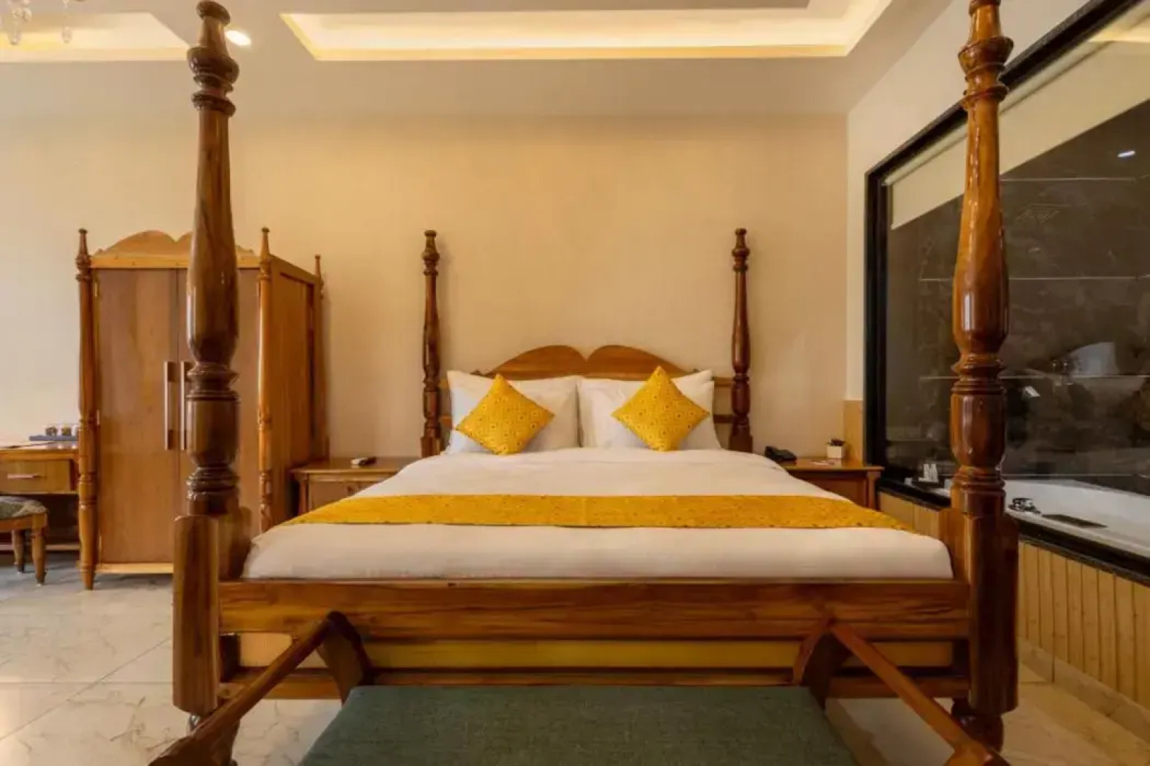 Sterling Kastoori Rudraprayag