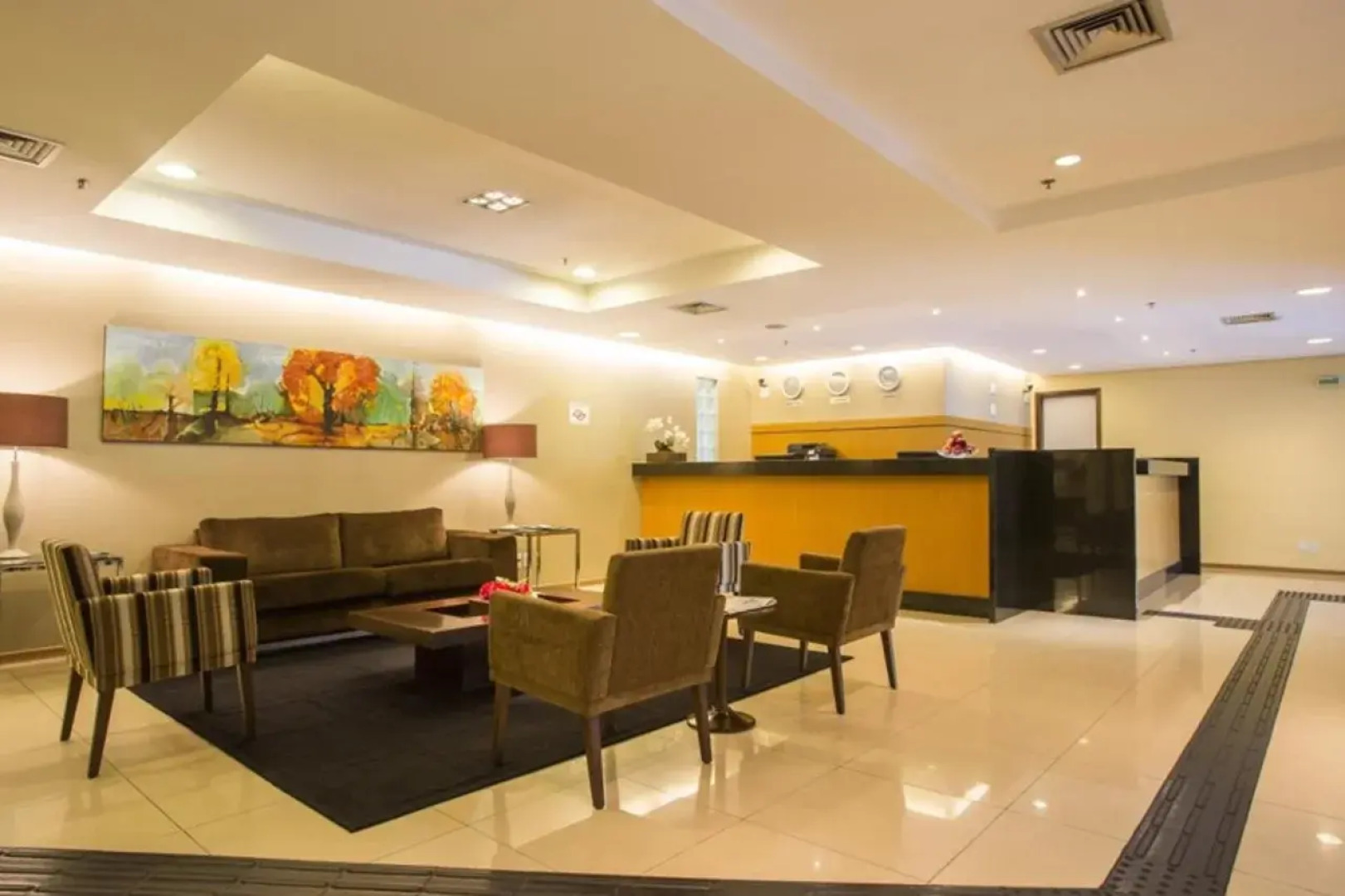 Astron Hotel Bauru by Nobile