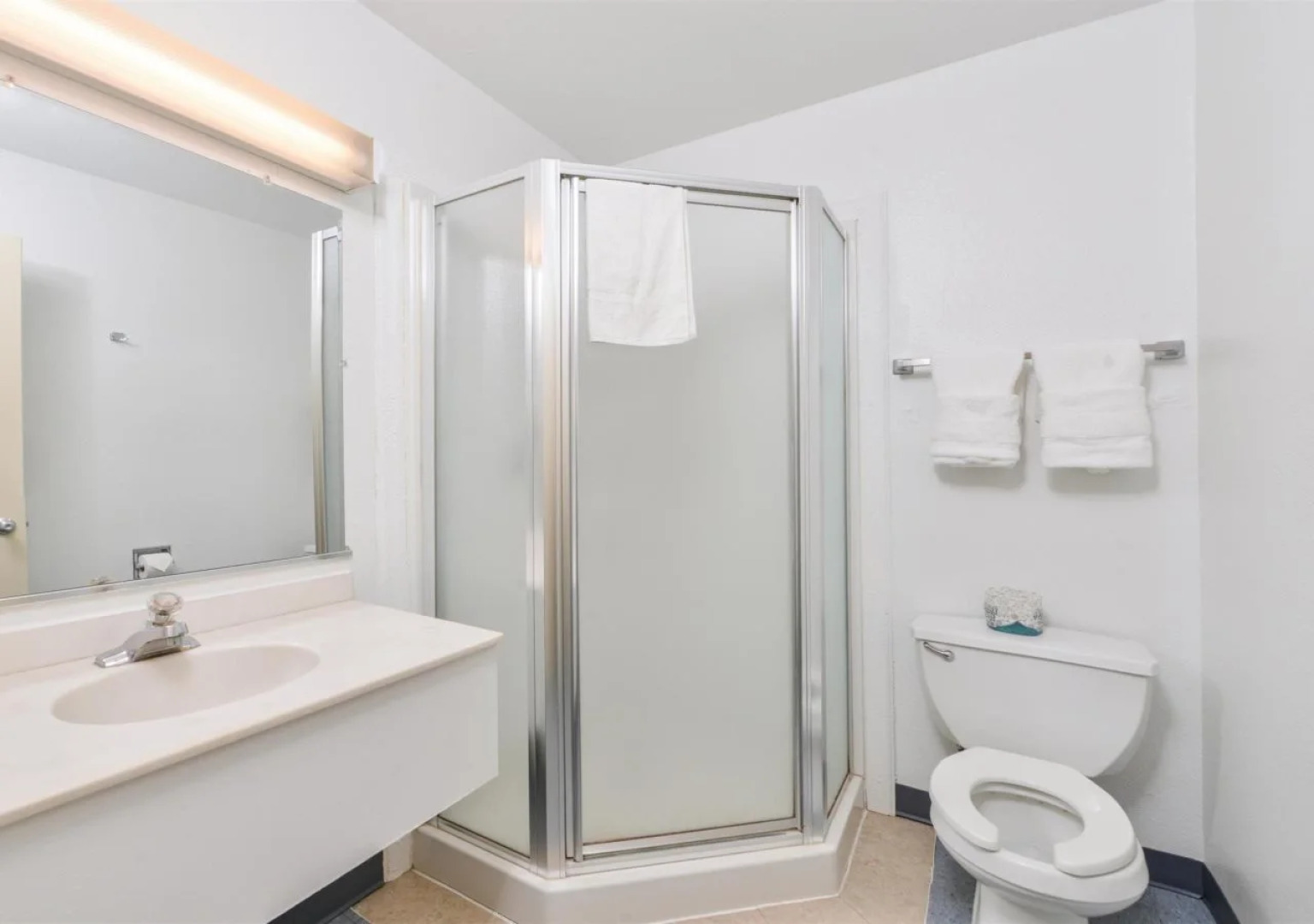 Days Inn by Wyndham New Philadelphia