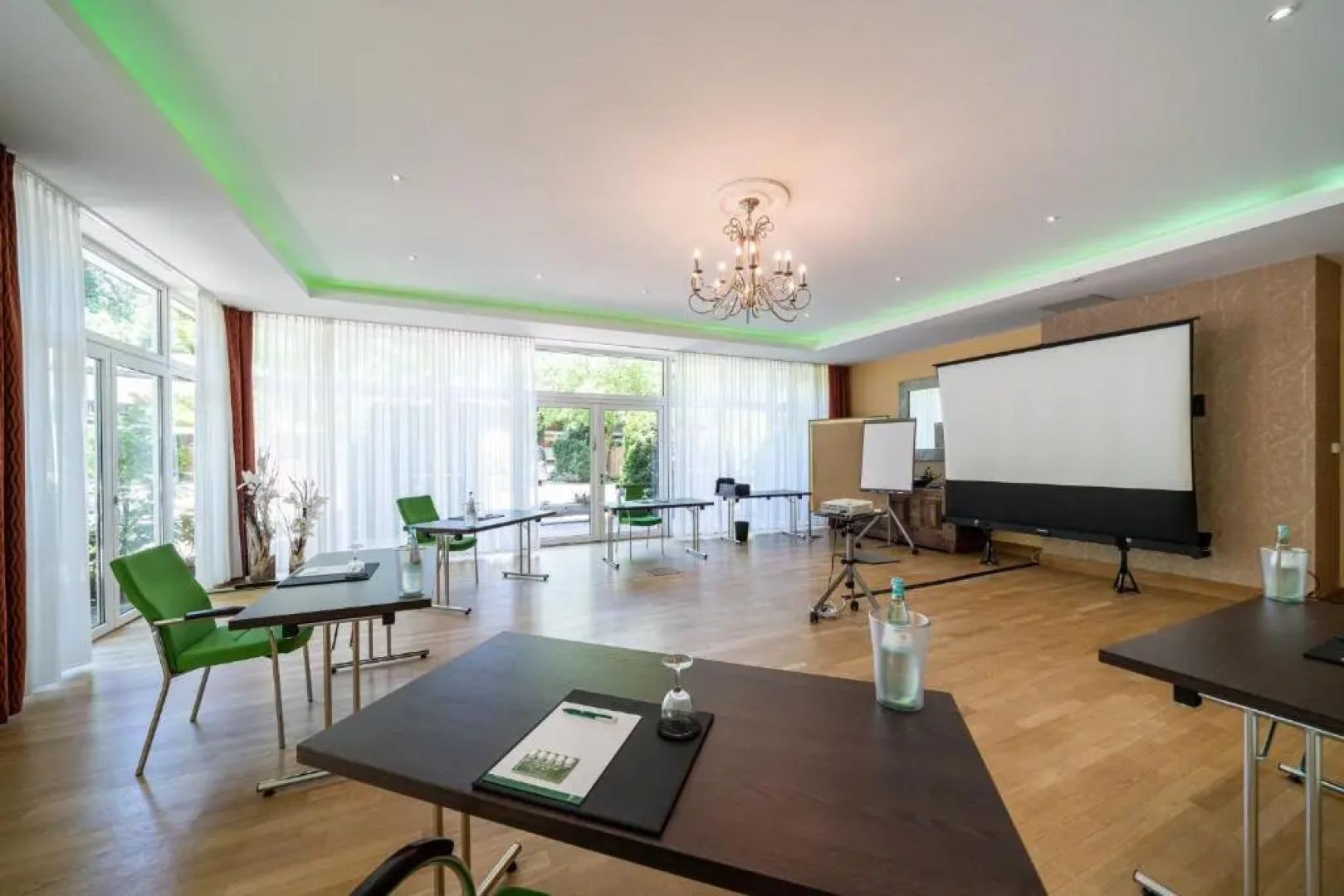 Waldhotel Tannenhäuschen