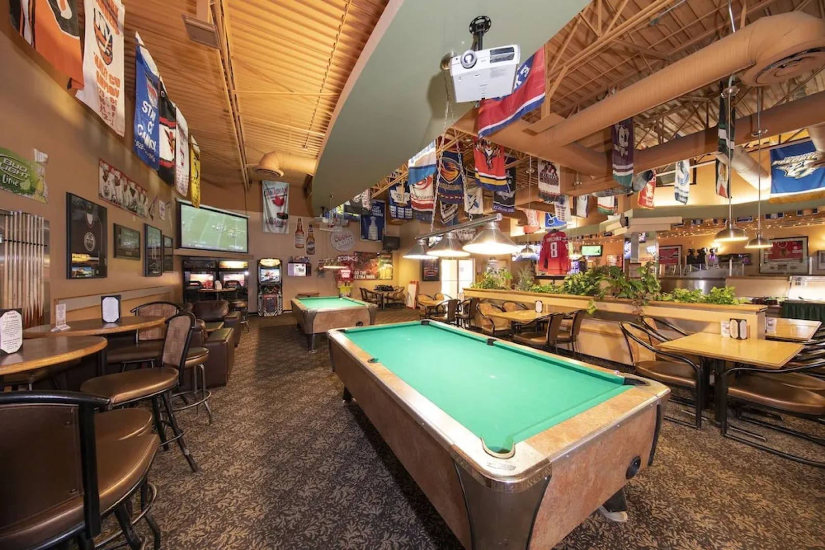 Dunvegan Inn and Suites