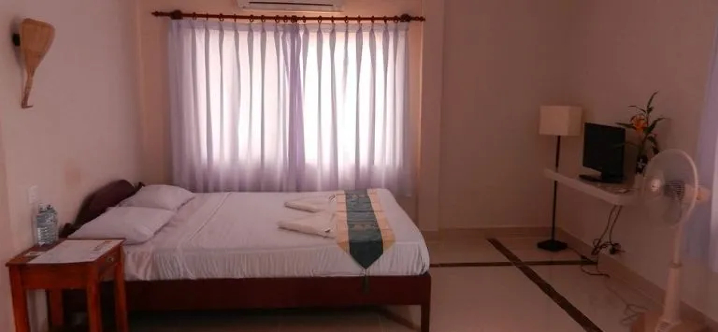 Le Coco De Mer Bungalows & Restaurant