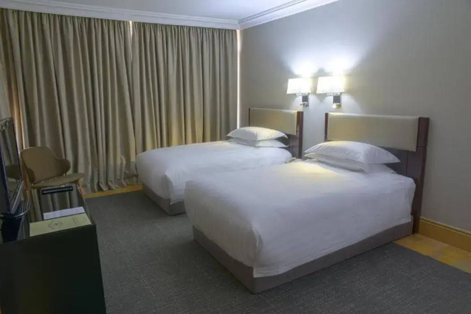 Portemilio Hotel And Resort