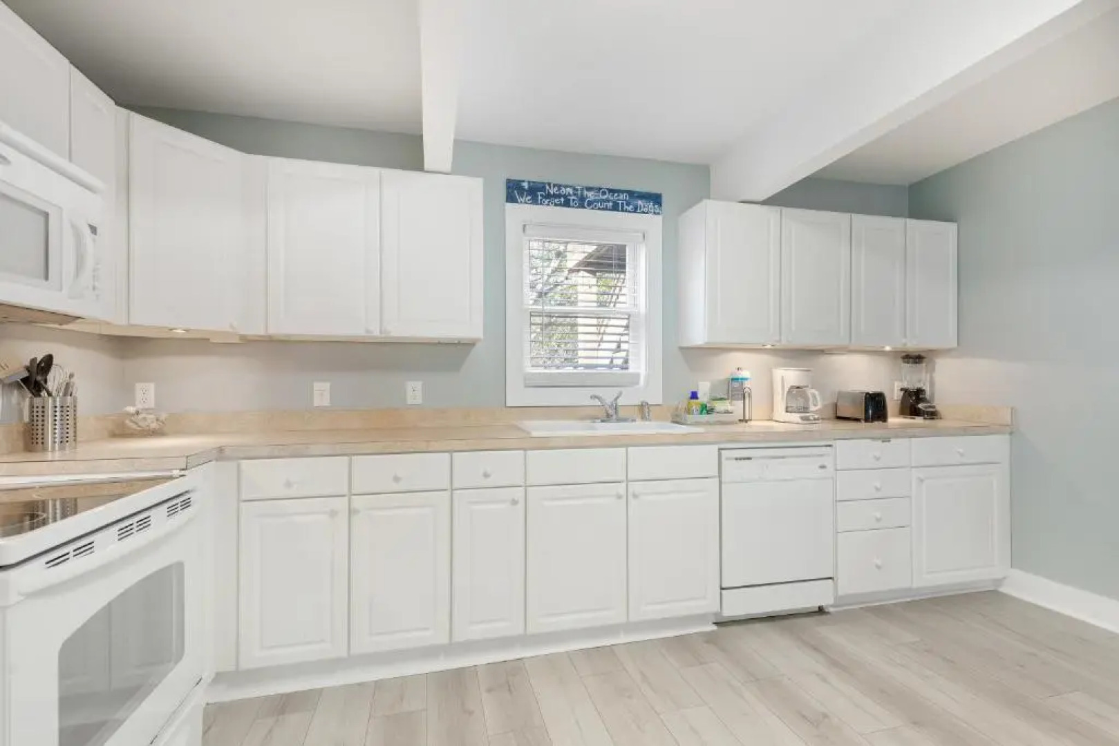 LaCasa Atlantica Unit B