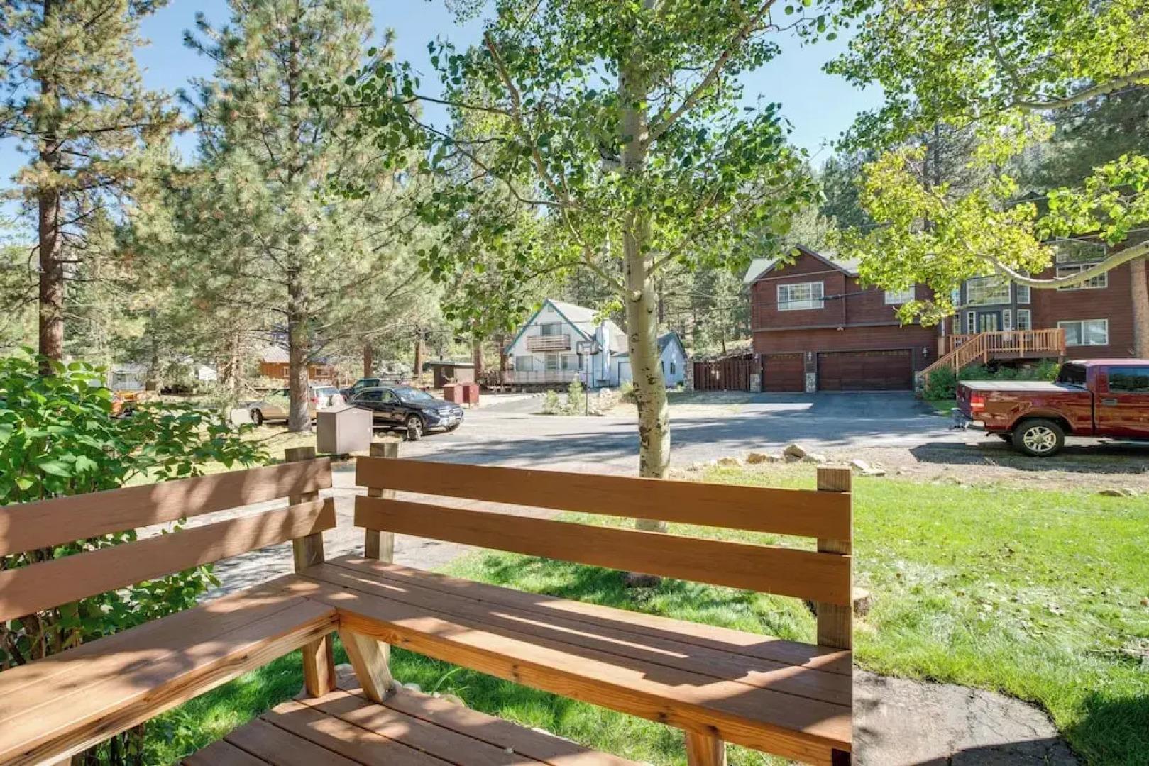 11 Mi to Ski Resorts! Lake Tahoe Gem w/ Pool Table