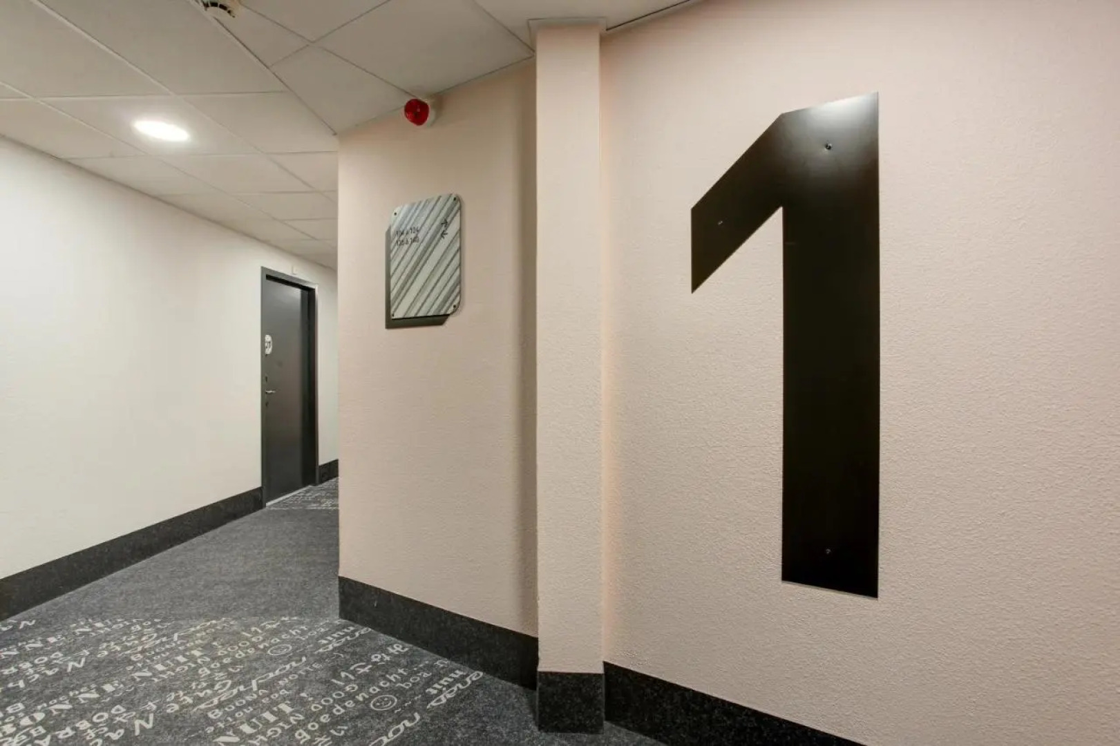 B&B HOTEL Reims Centre Gare