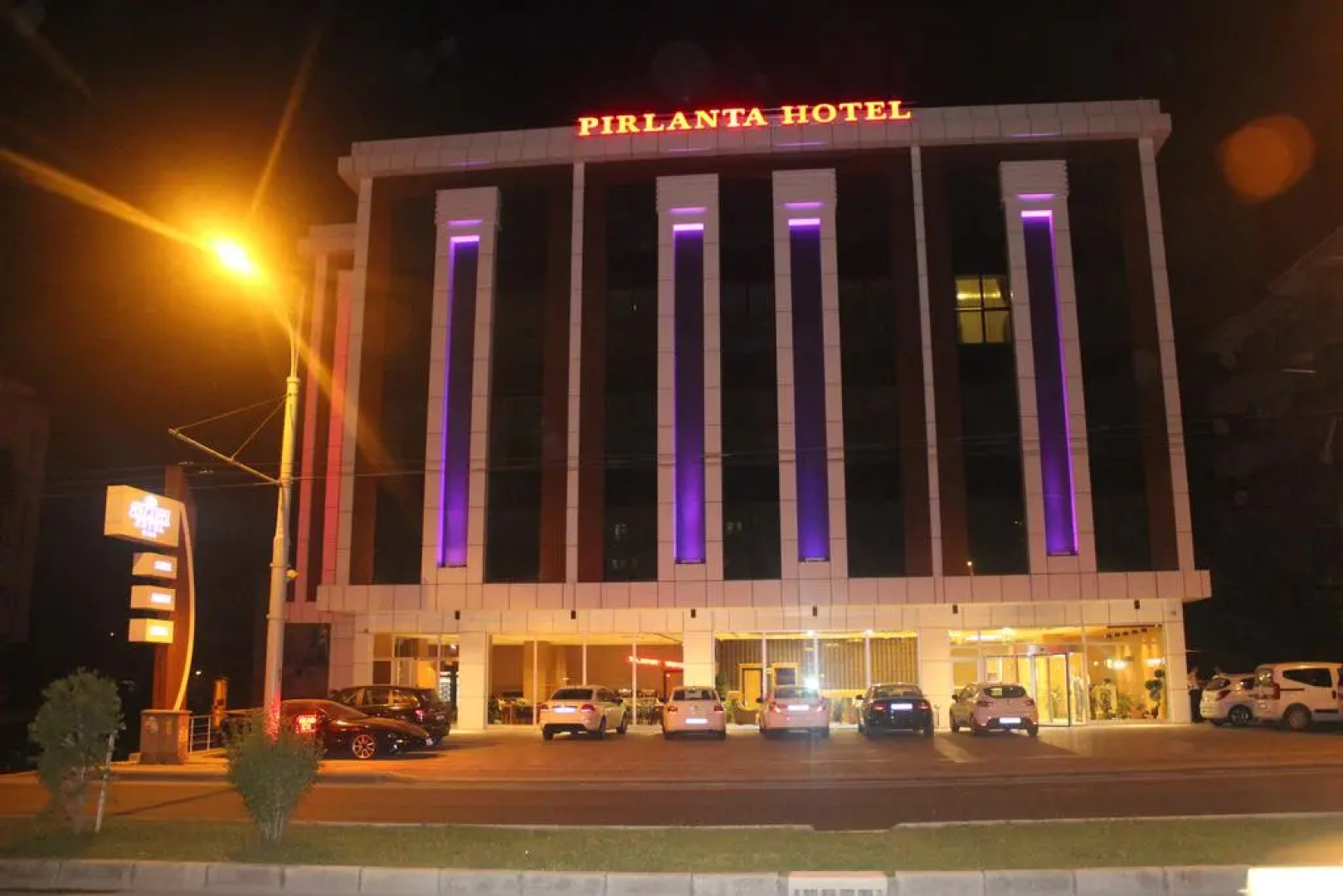 YZE Pirlanta Hotel