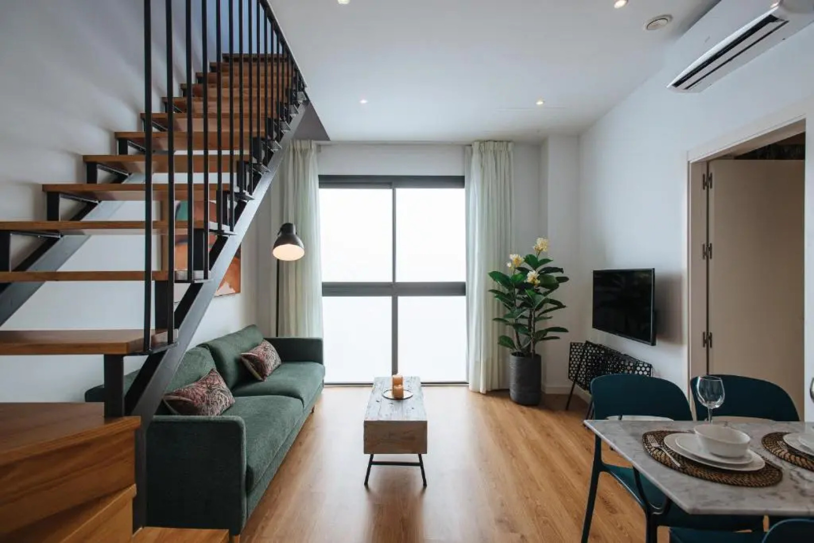 Magno Apartments Alameda 1851 Penthouse - Private terrace and jacuzzi