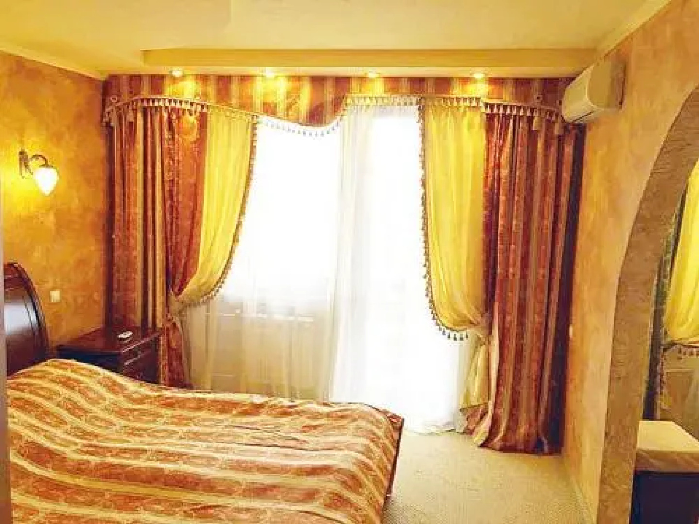 Intourist-Zakarpatye Hotel