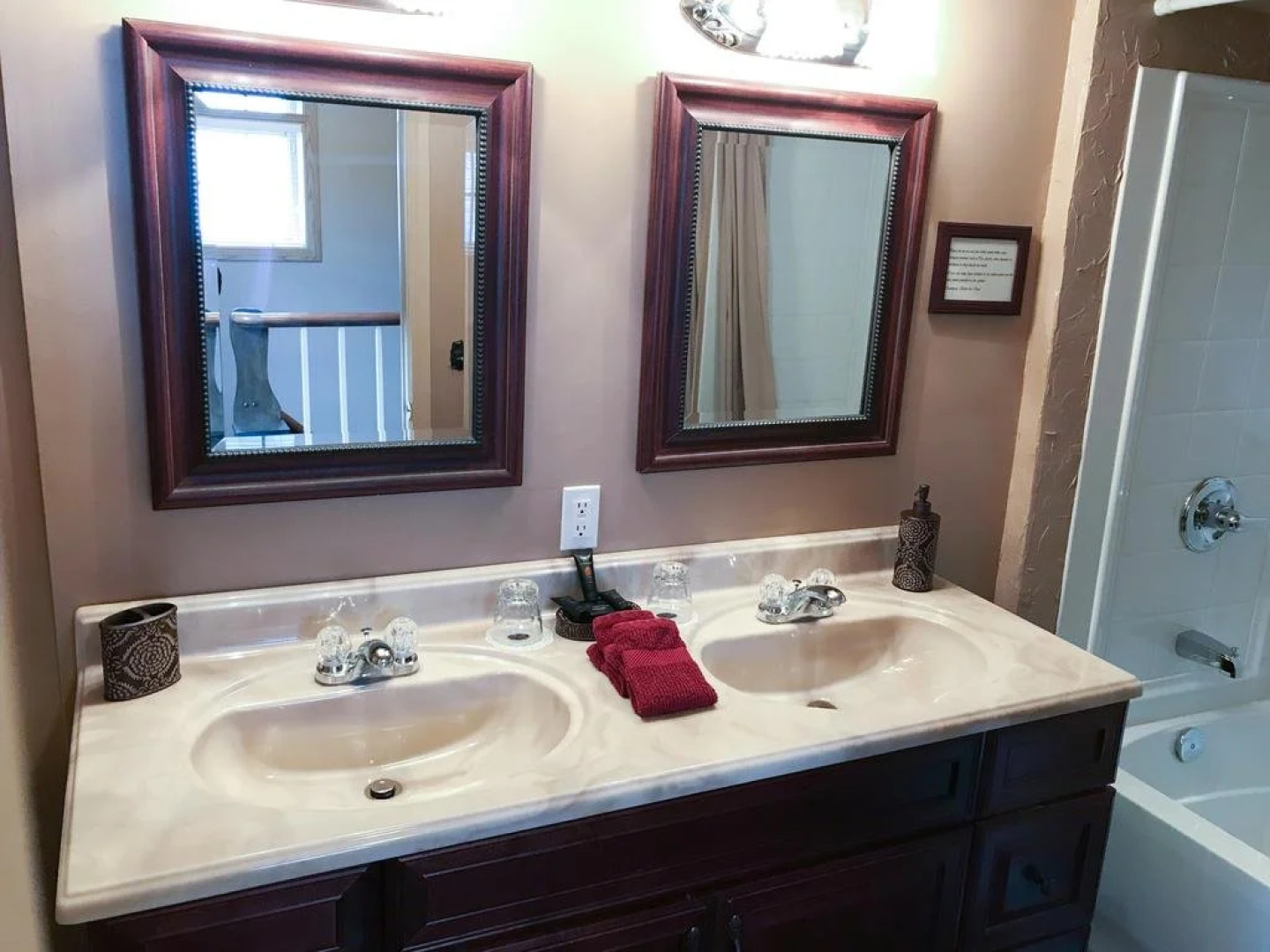 Vinifera, The Inn on Winery Row