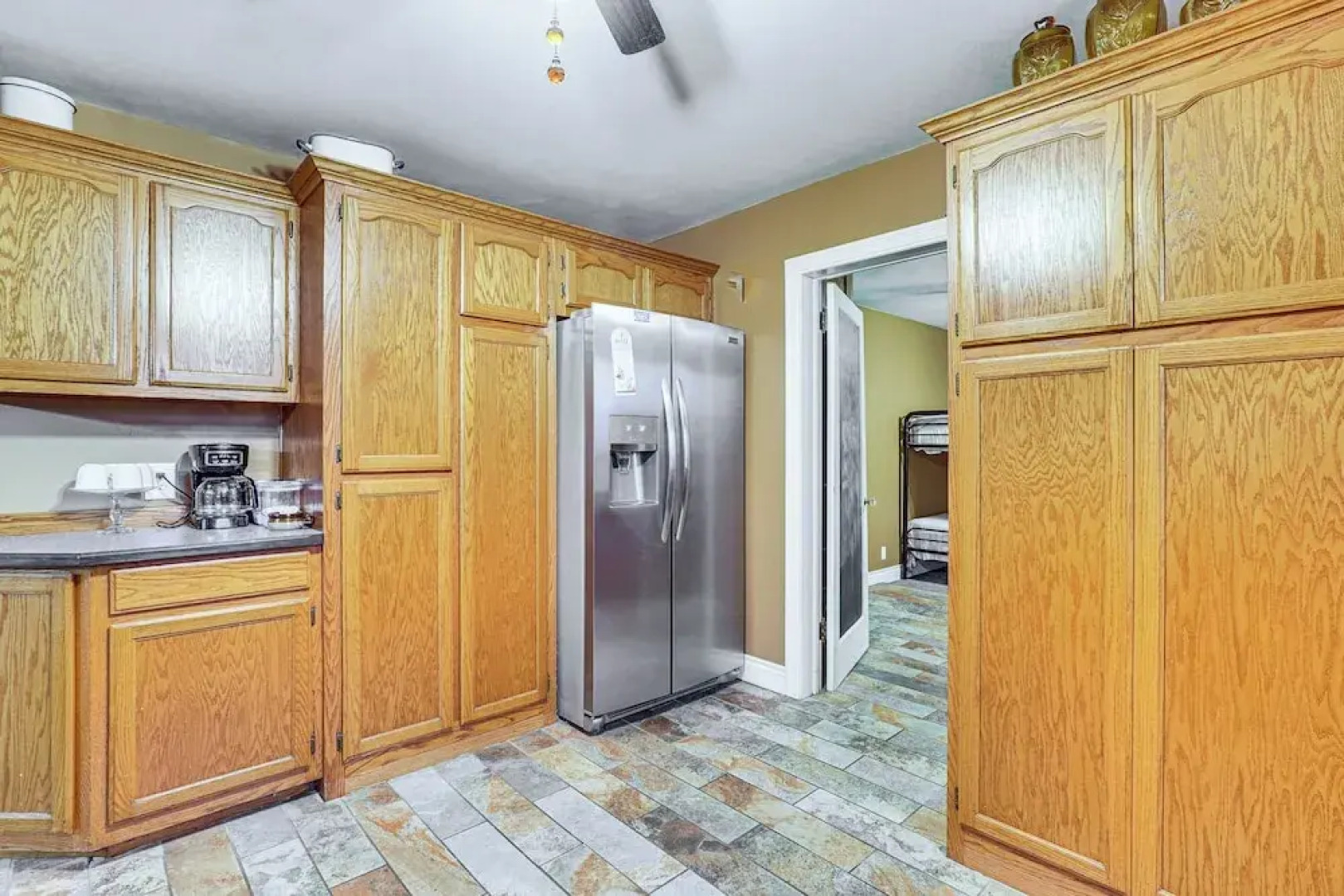 < 1 Mi to Main St Berryville: Spacious Family Home