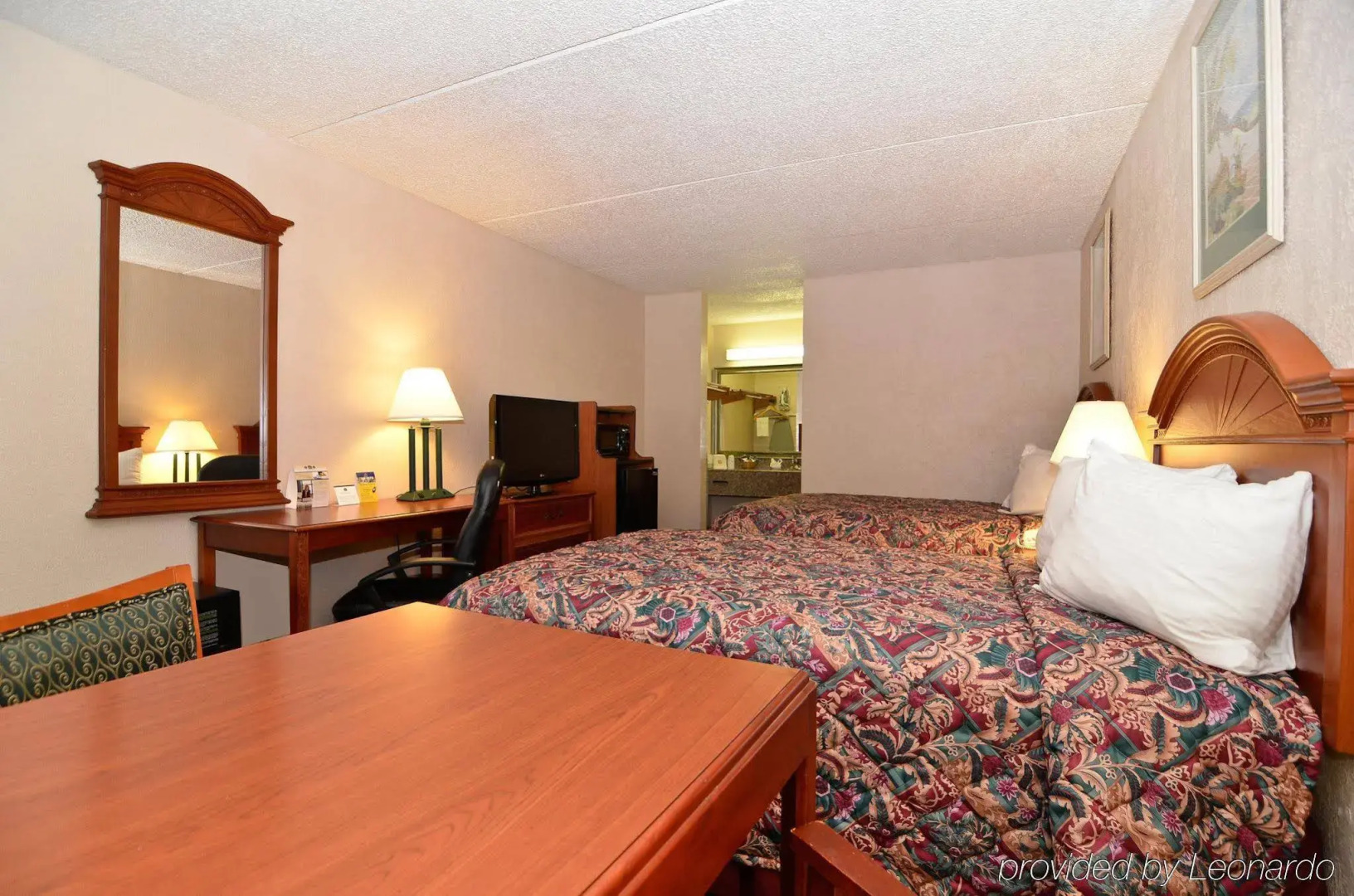 Clarion Pointe Galveston - Beachfront